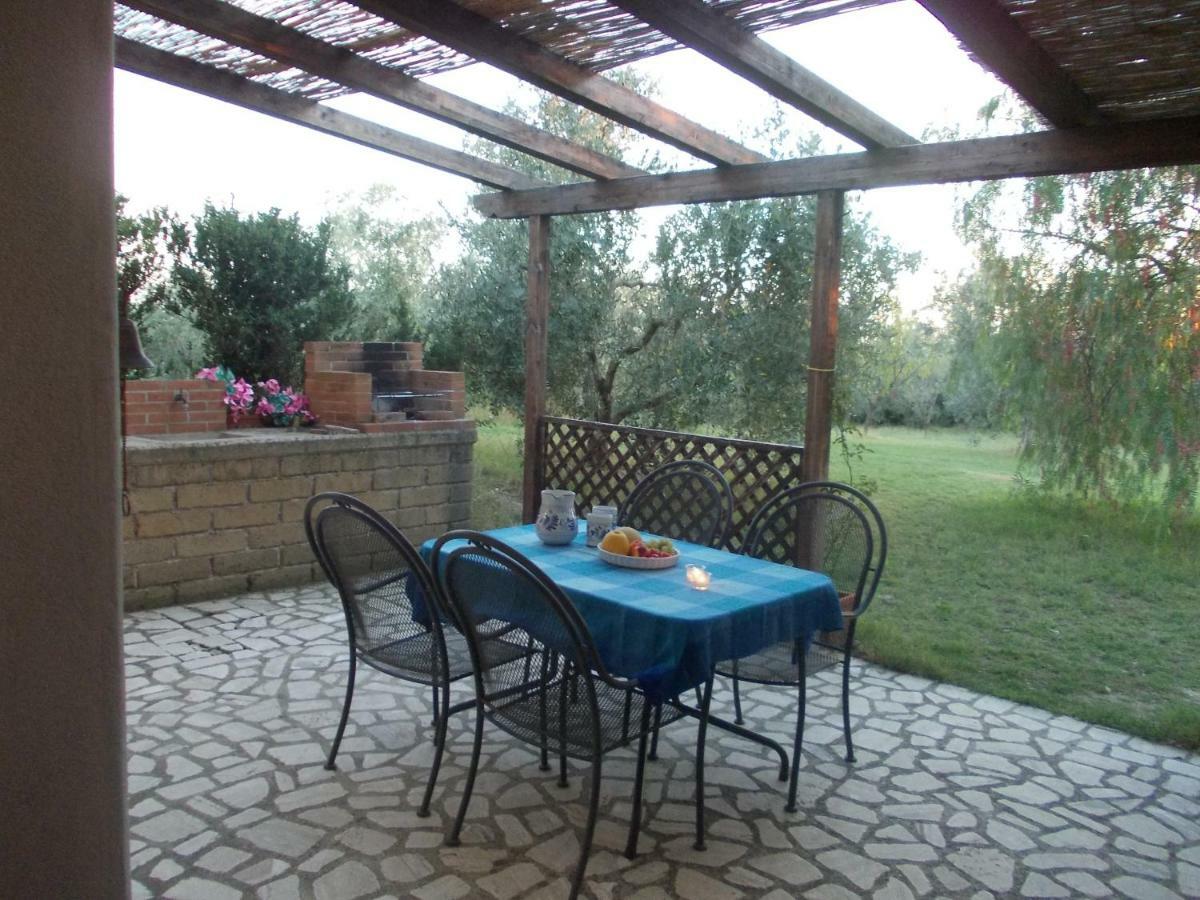Villa Collebelvedere - Near Rome With Home Restaurant Fara in Sabina Bagian luar foto