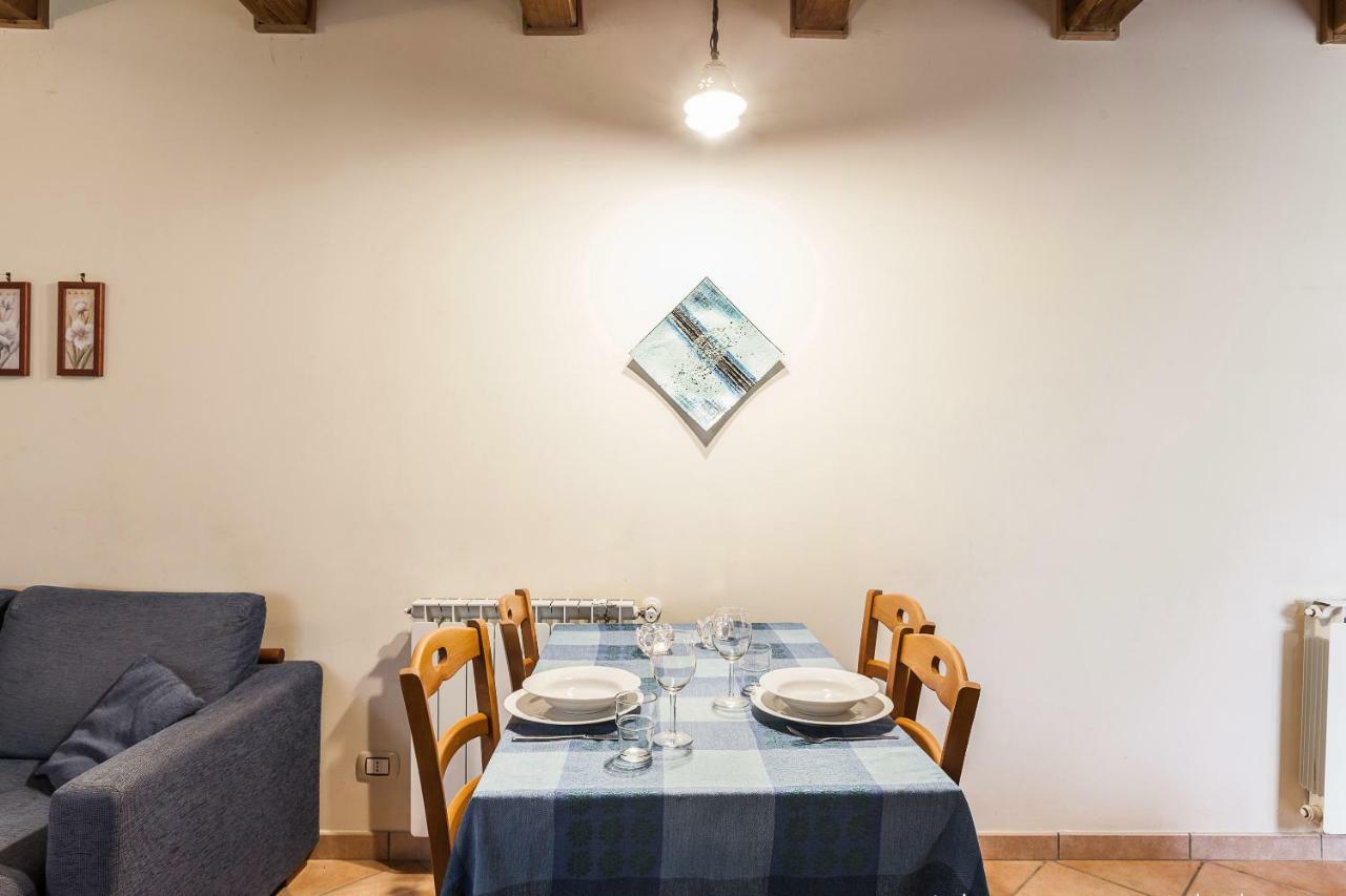 Villa Collebelvedere - Home Restaurant Fara in Sabina Bagian luar foto